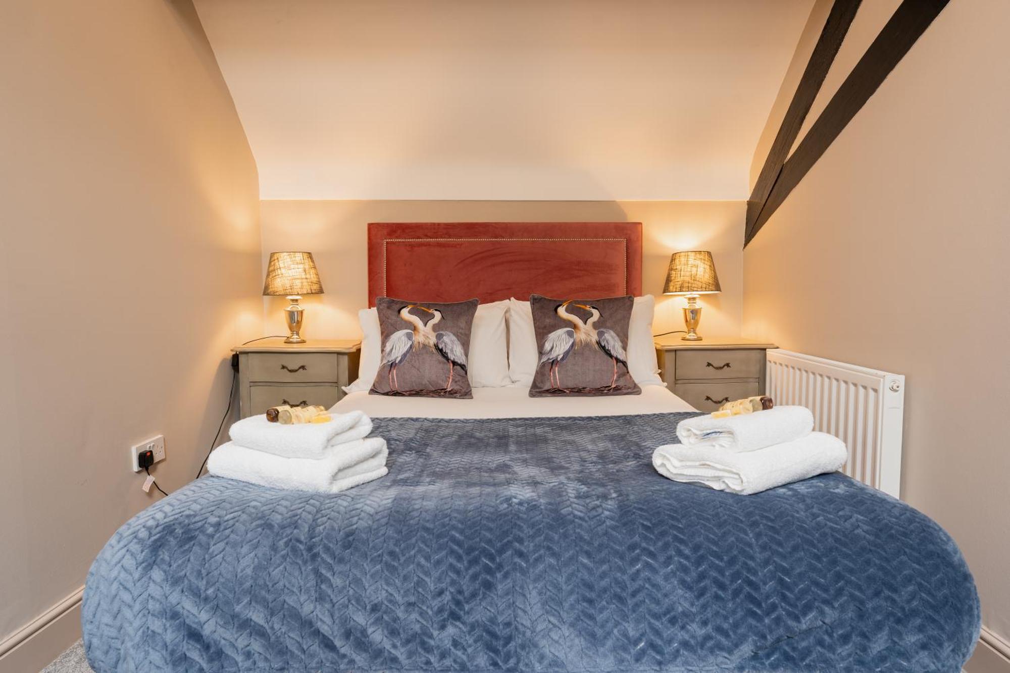 2 Adjacent Homes - Totalling Seven Bedrooms - Near To Chester - Sleeps Up To 25 Tarvin Exteriér fotografie